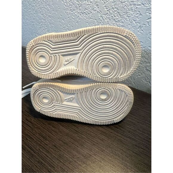 Nike AirForce 1 (low top) - Picture 5 of 12